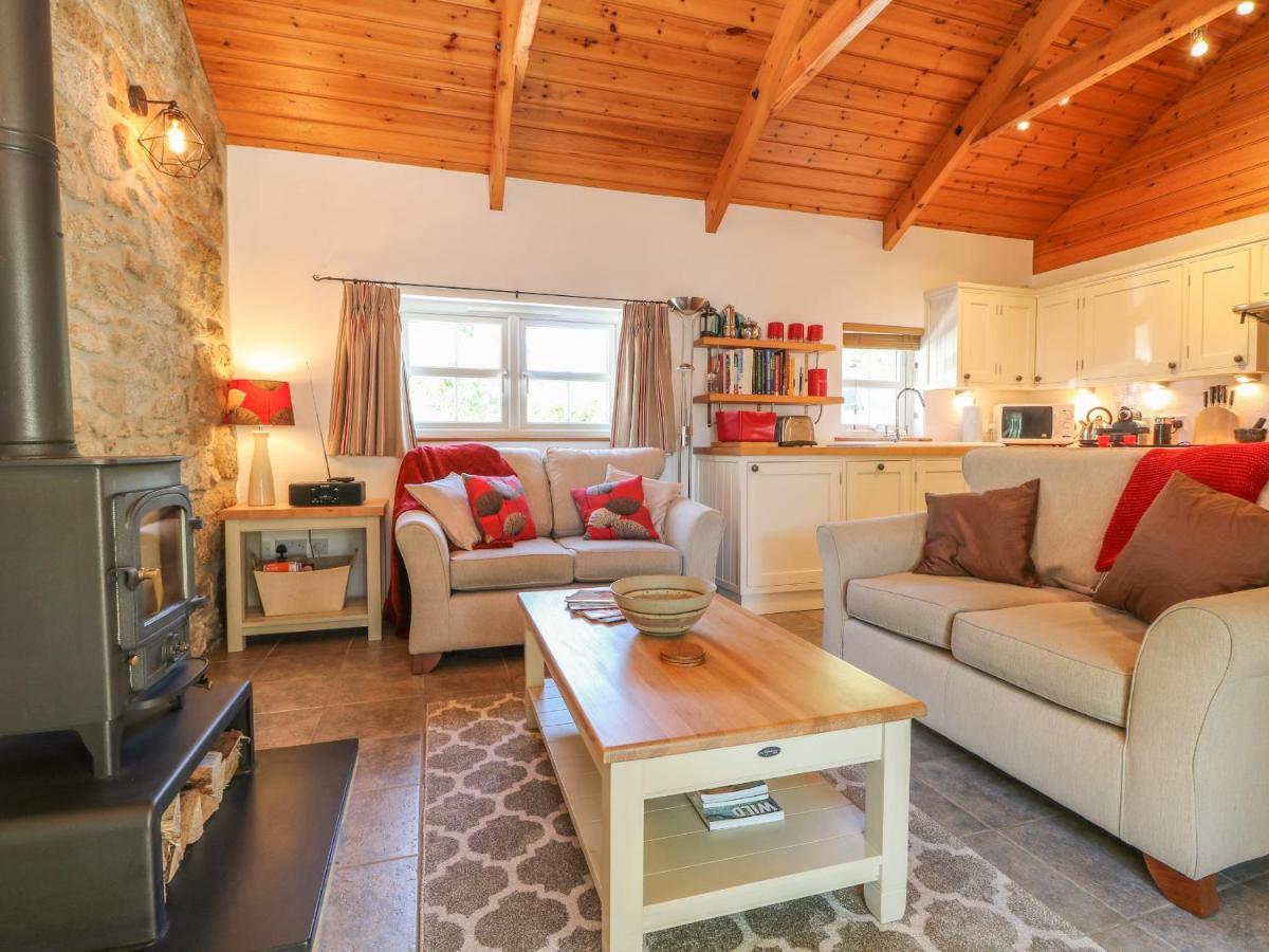 Pond Cottage Truro Exterior photo