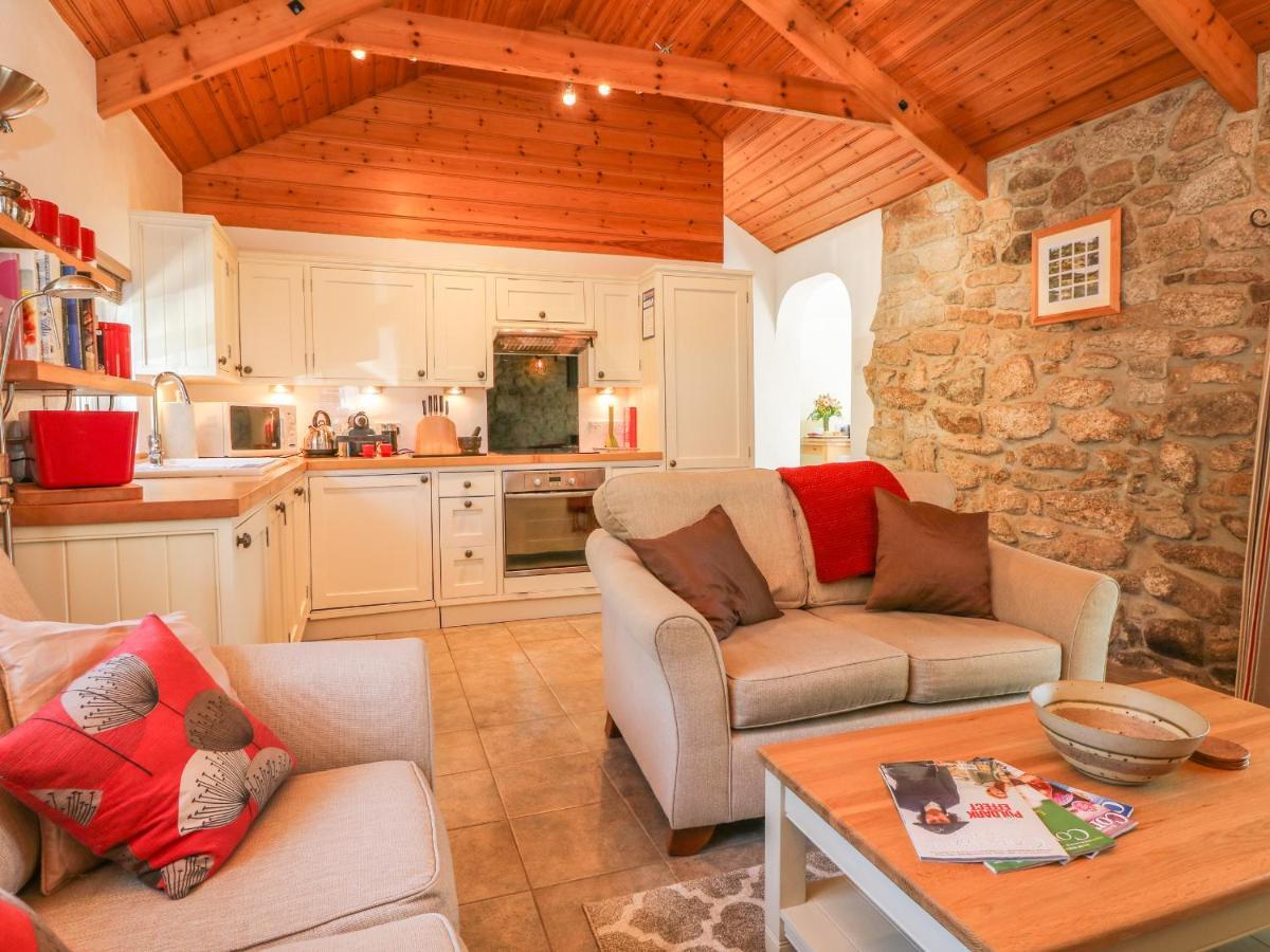Pond Cottage Truro Exterior photo